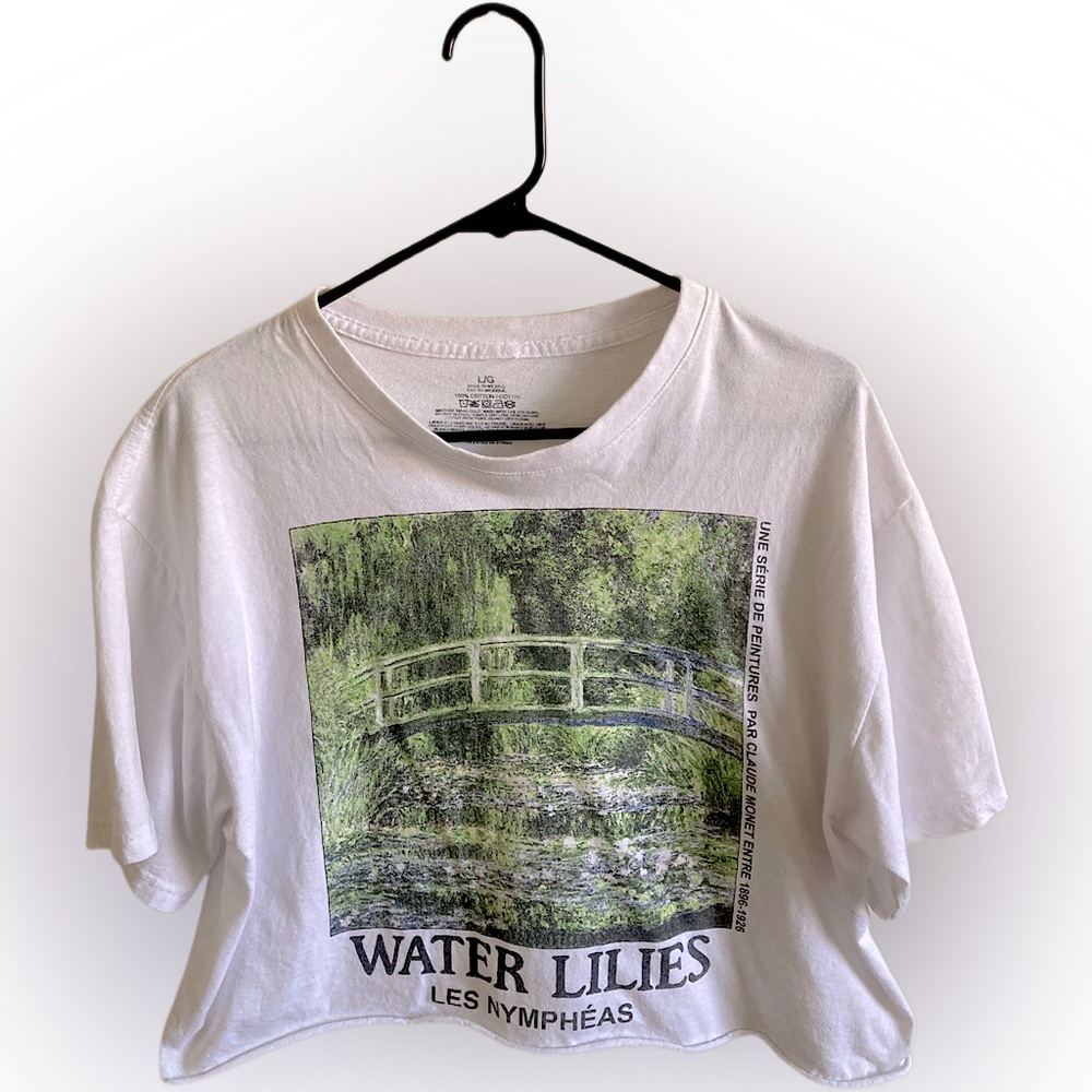 White Monet Bridge & Water Lilies T-Shirt (Cropped)
